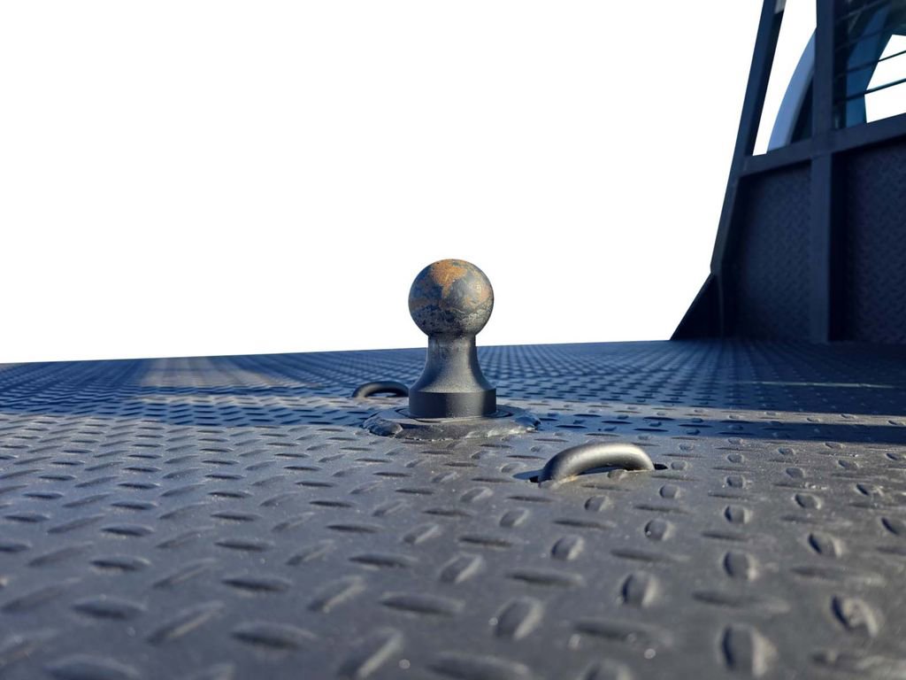 Used 2015 Ford F250 XL w/ Power Equipment Group image 21