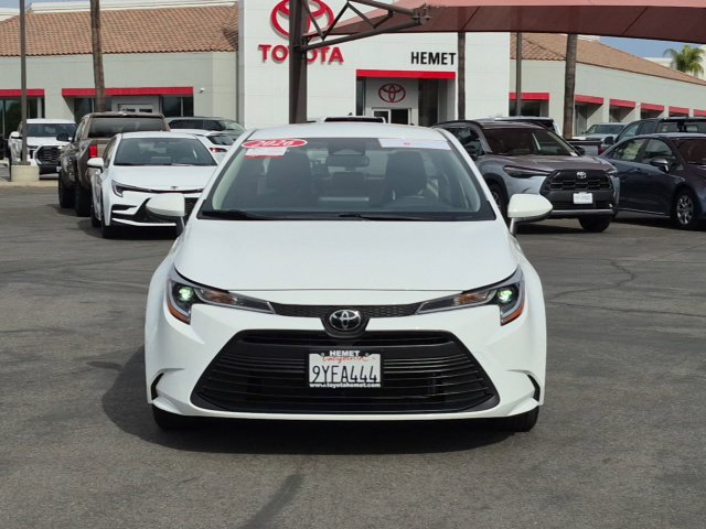Used 2026 Toyota Corolla LE w/ LE Premium Package FWD image 2