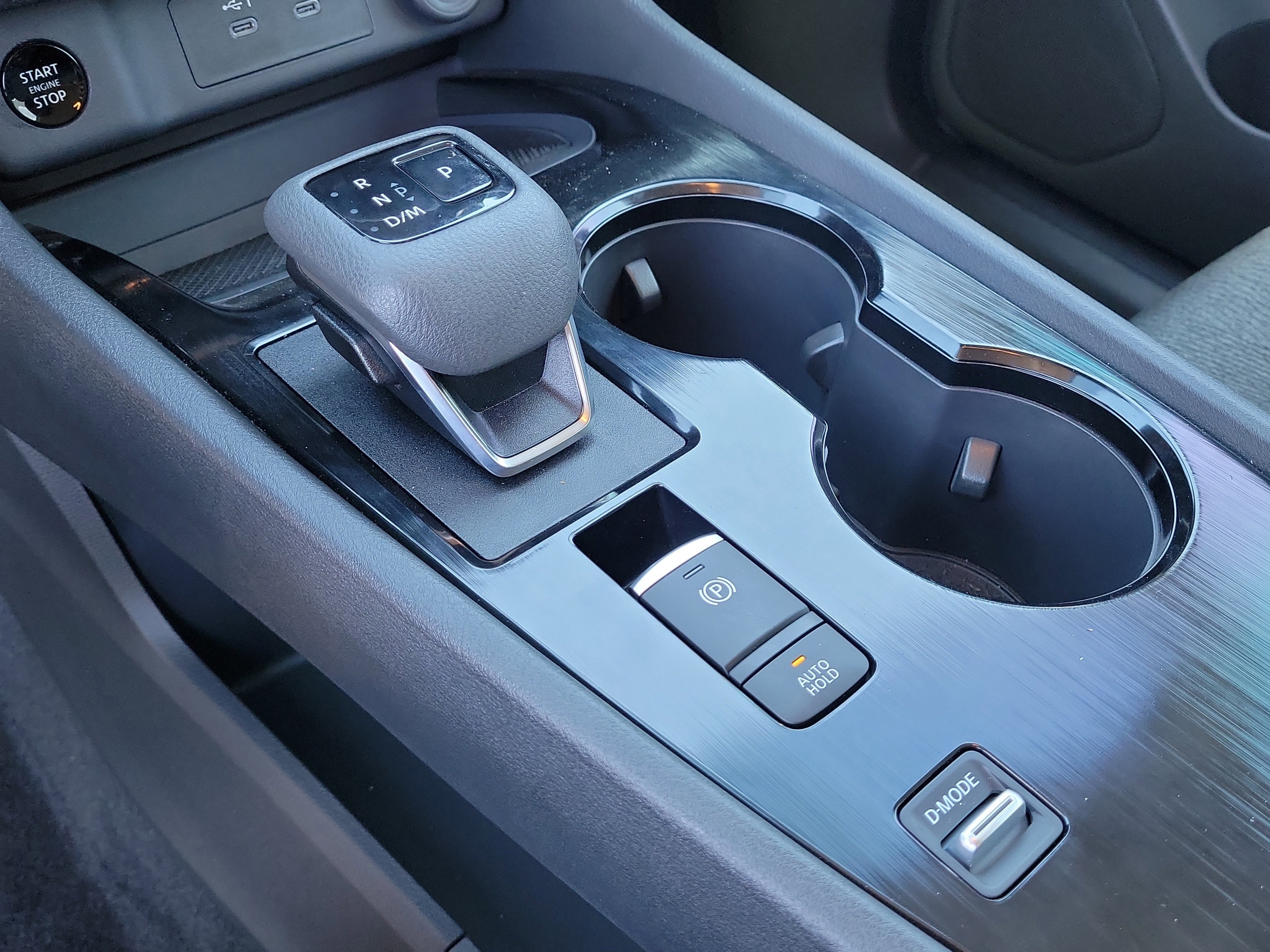 Certified 2024 Nissan Rogue SV image 27