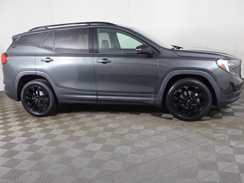 Used 2019 GMC Terrain SLT w/ Black Edition AWD/4WD image 16