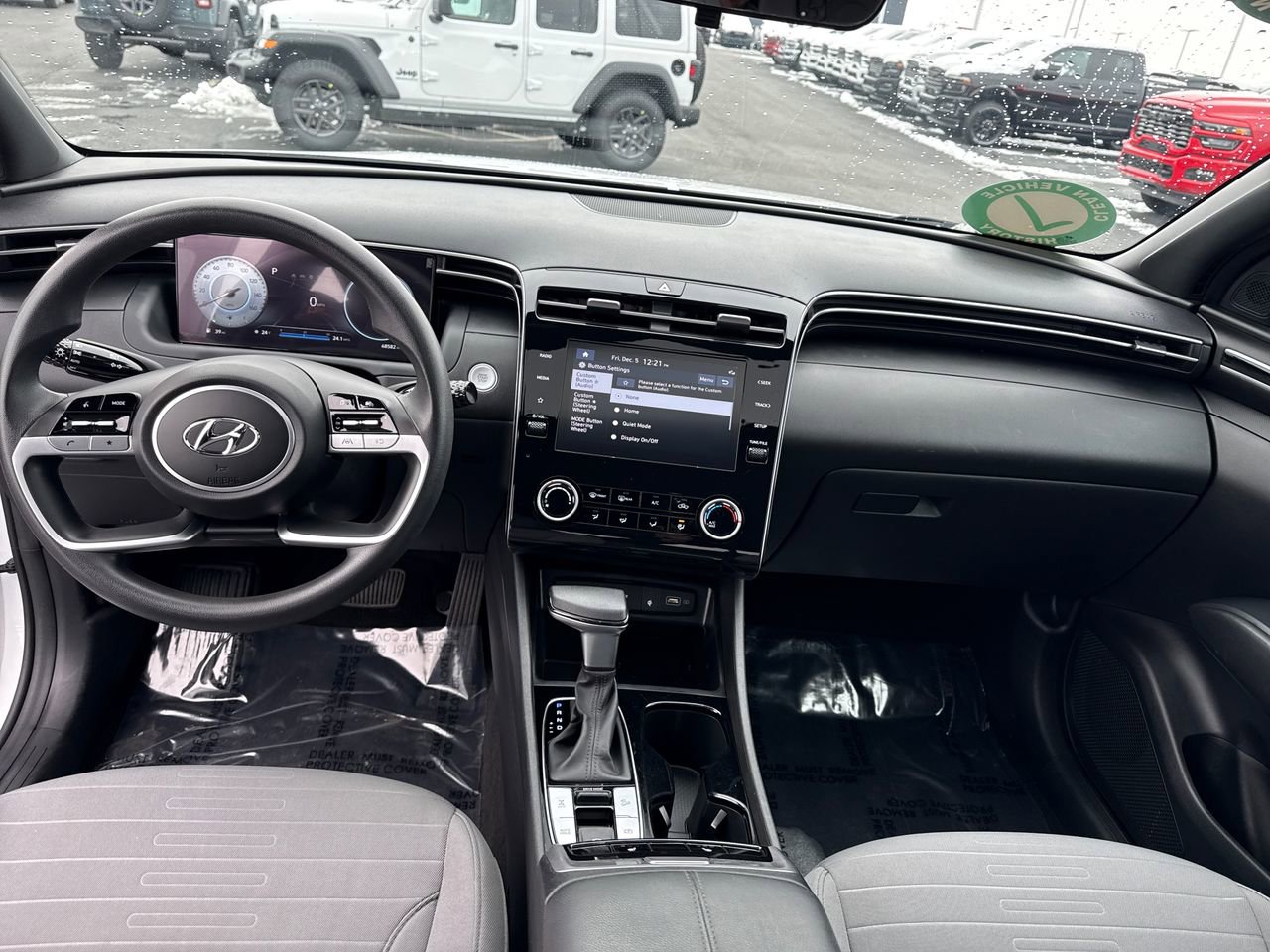 Used 2022 Hyundai Santa Cruz SEL w/ Activity Package image 17