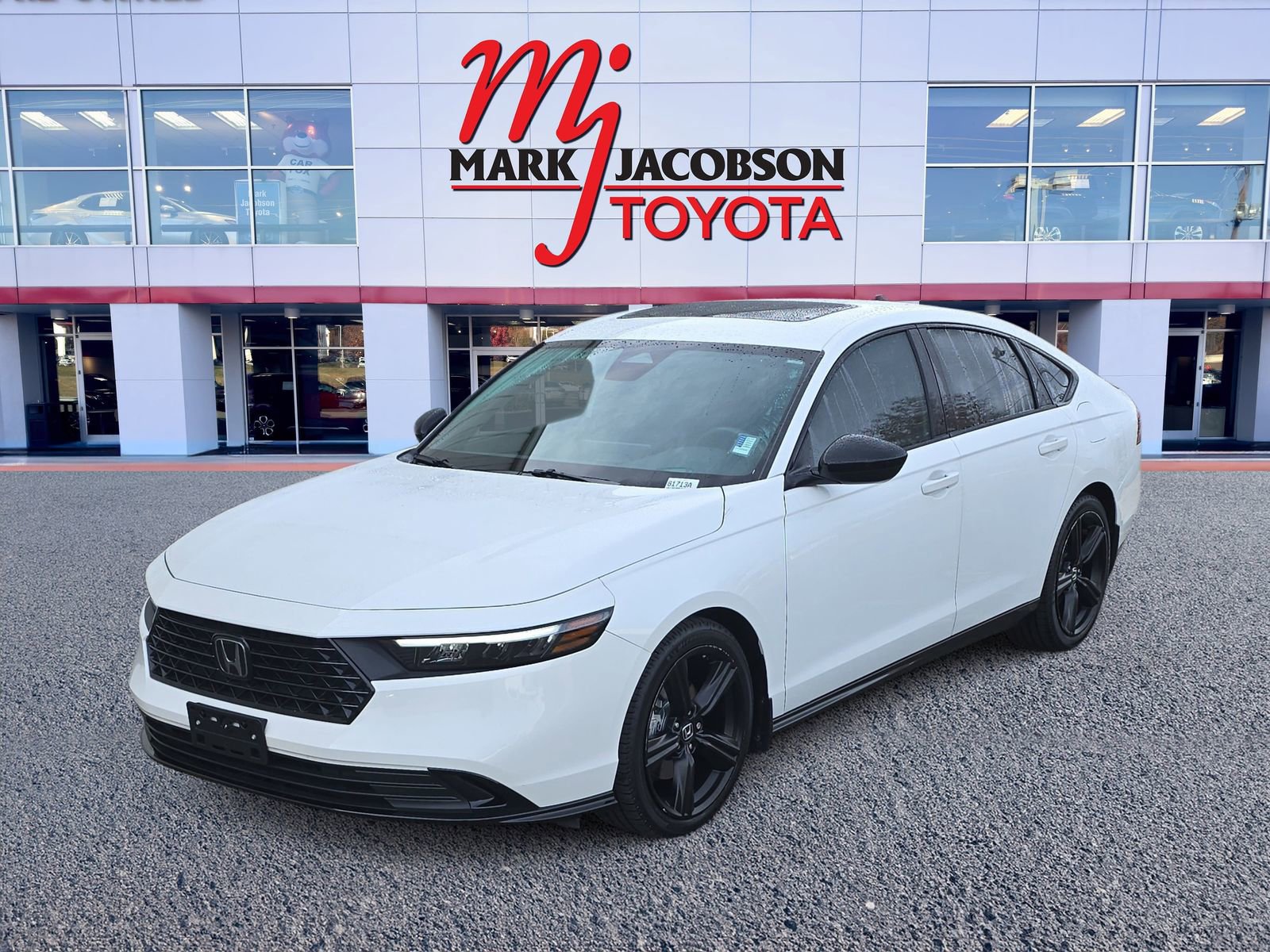 Used 2023 Honda Accord Sport image 1