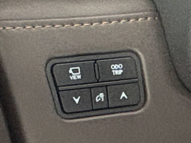 Used 2024 Lexus LX 600 4WD w/ Appearance Package image 36