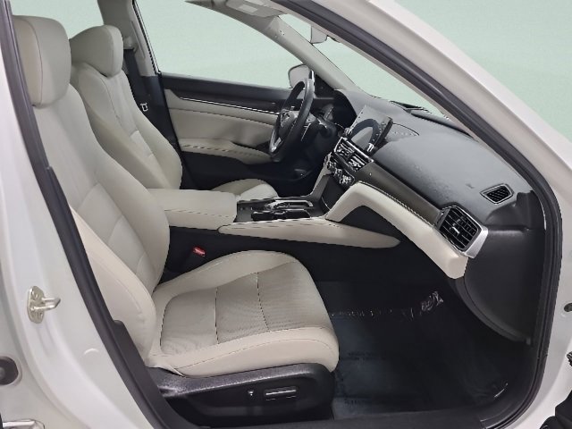Certified 2019 Honda Accord Touring image 13