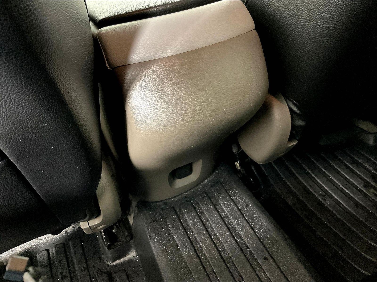 Used 2018 Chevrolet Malibu LS FWD image 11
