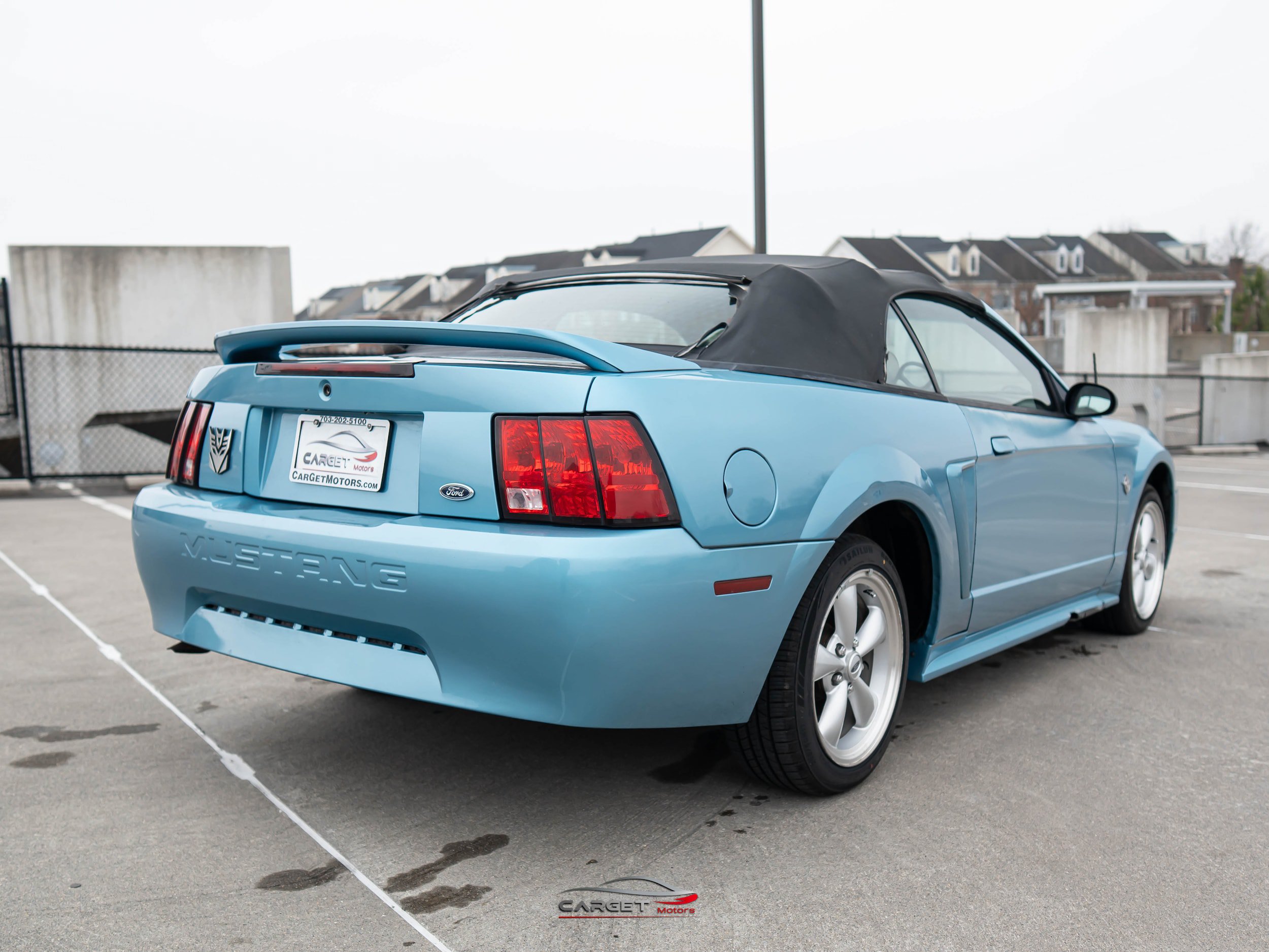 Used 1999 Ford Mustang Convertible RWD image 7