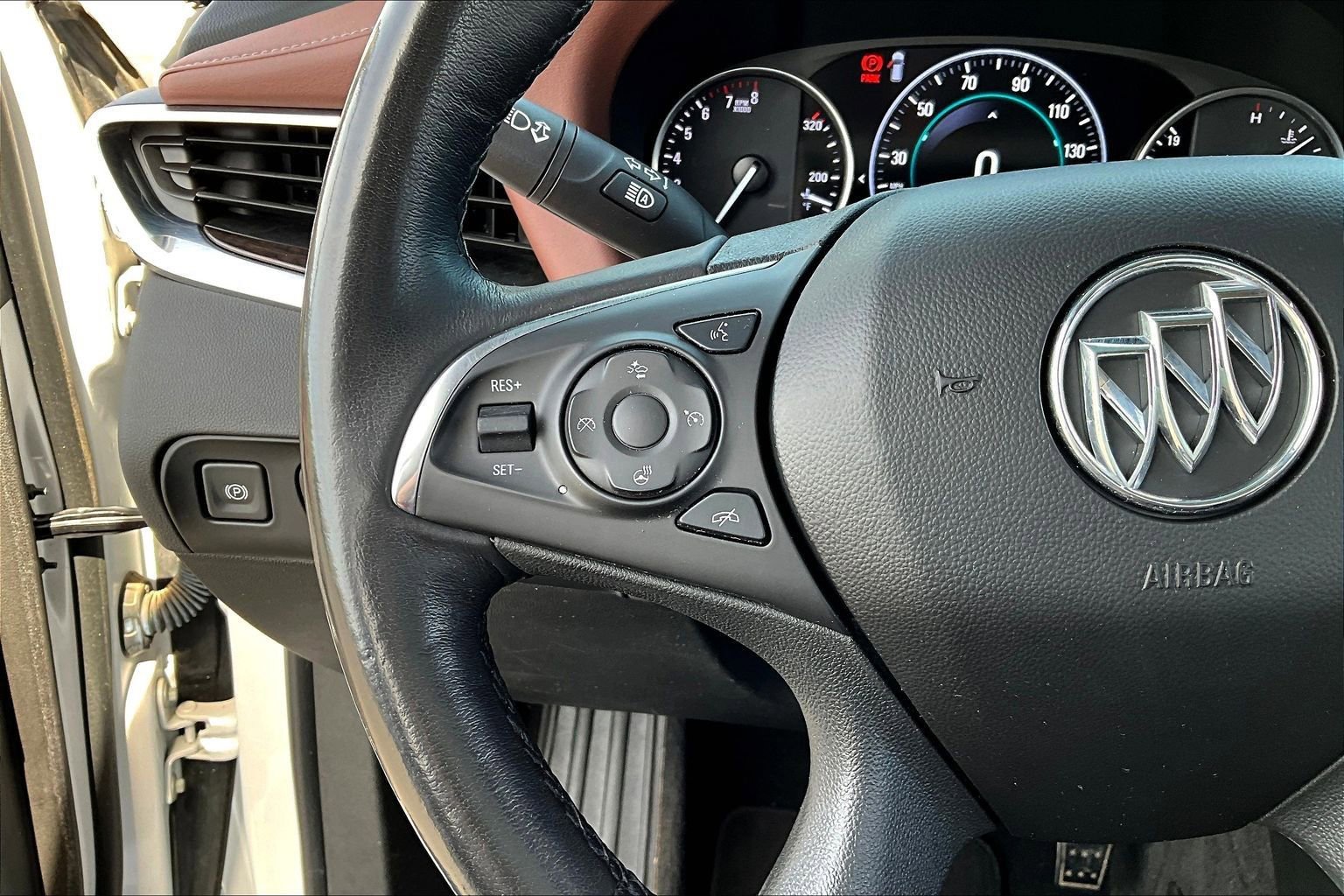 Used 2018 Buick Enclave Avenir w/ Avenir Technology Package image 20