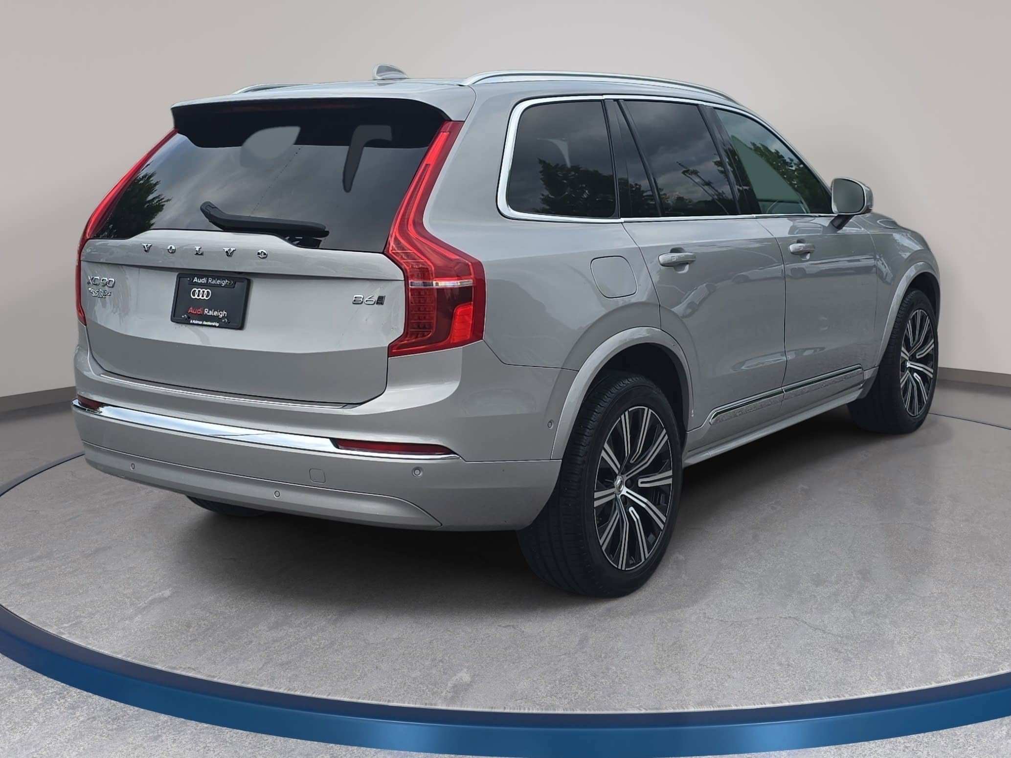 Used 2024 Volvo XC90 B6 Plus w/ Protection Package Premier AWD/4WD image 5