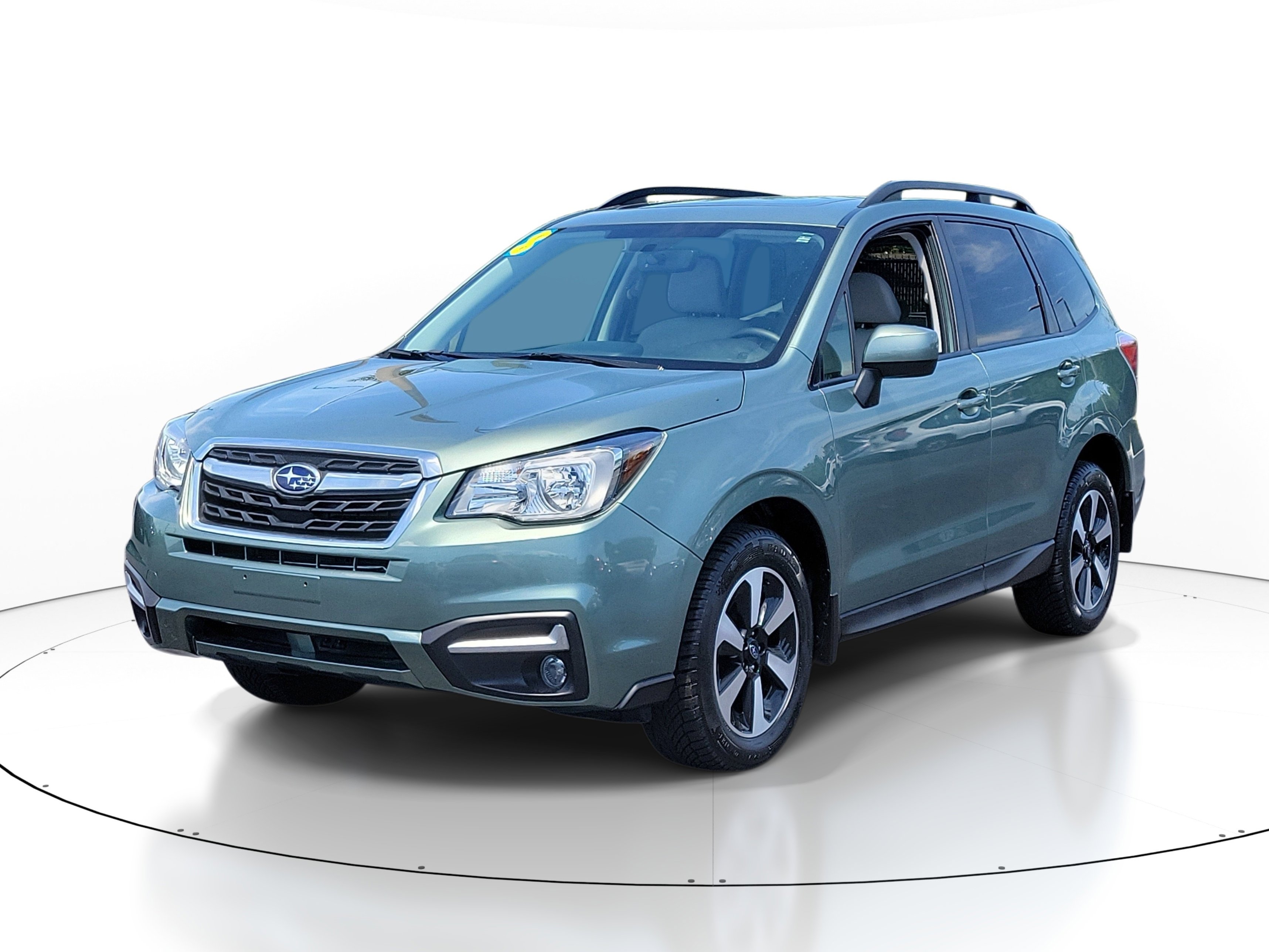 Used 2018 Subaru Forester 2.5i Premium image 3