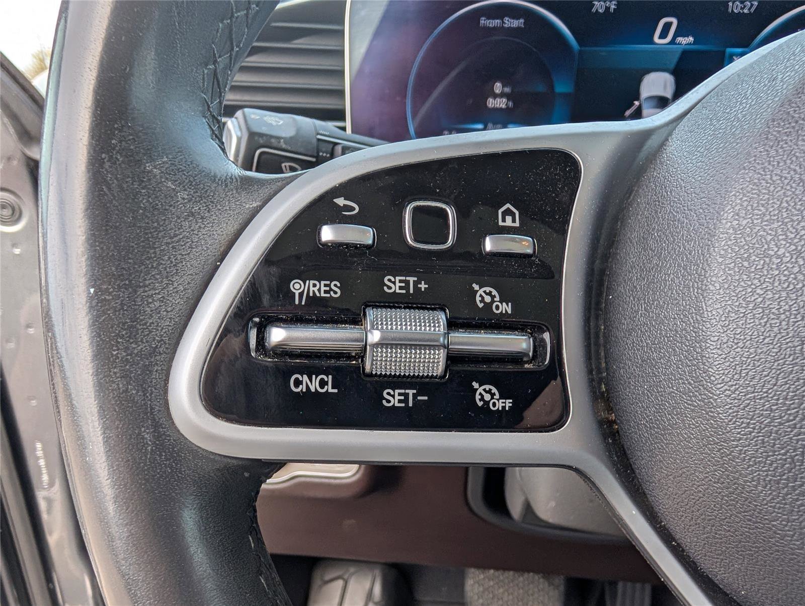 Used 2020 Mercedes-Benz GLS 450 4MATIC image 27