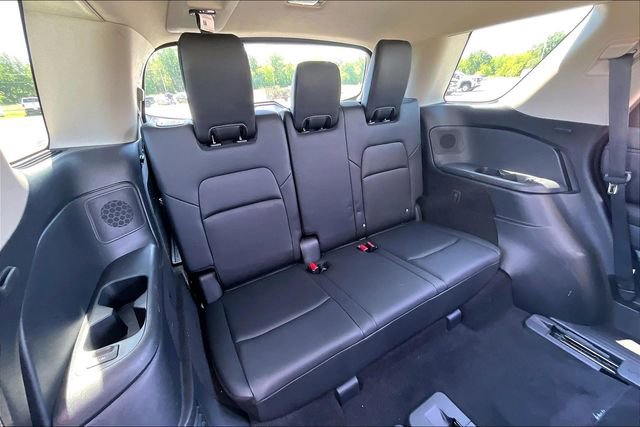 Used 2024 Nissan Pathfinder Platinum w/ Cargo Package AWD/4WD image 26