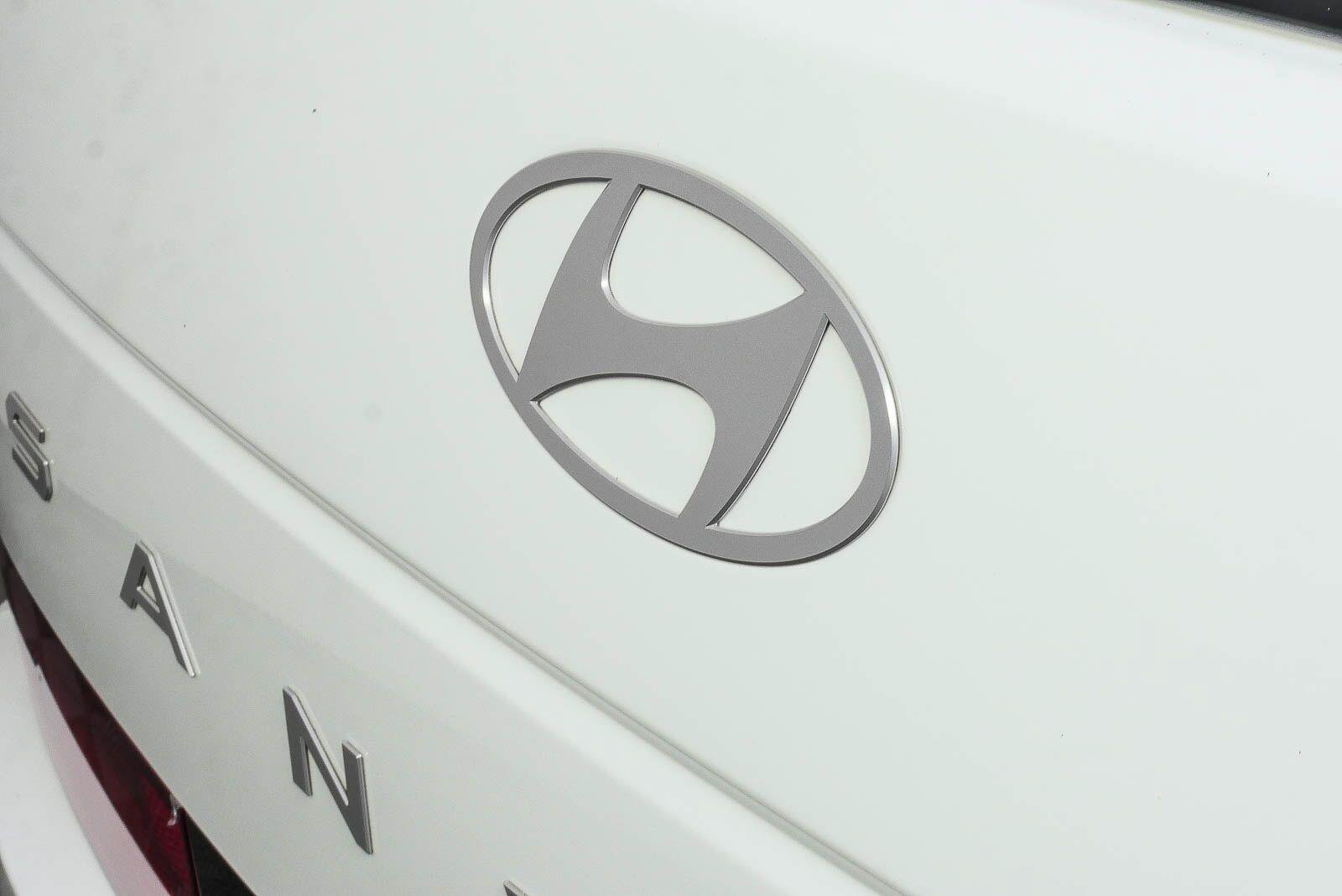 New 2026 Hyundai Santa Fe Limited FWD image 38