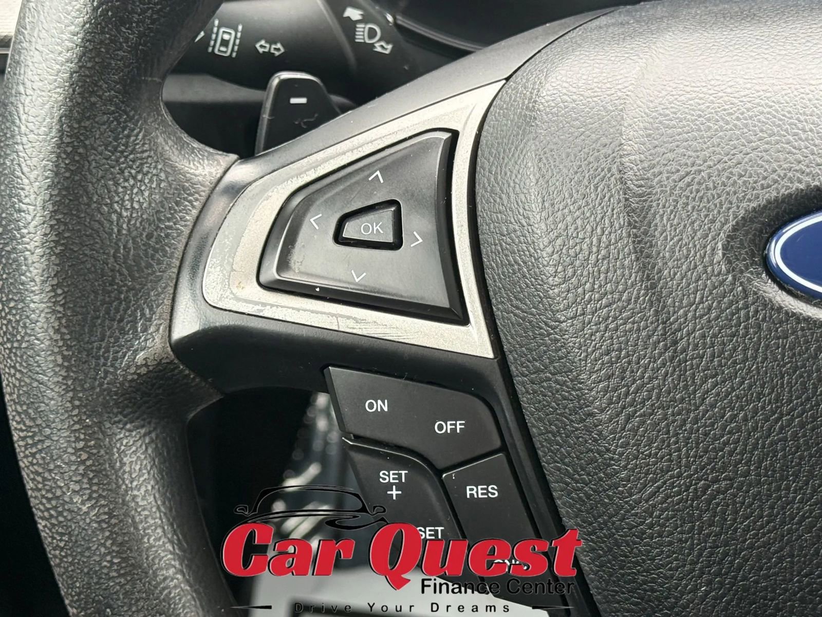 Used 2020 Ford Fusion SE image 25