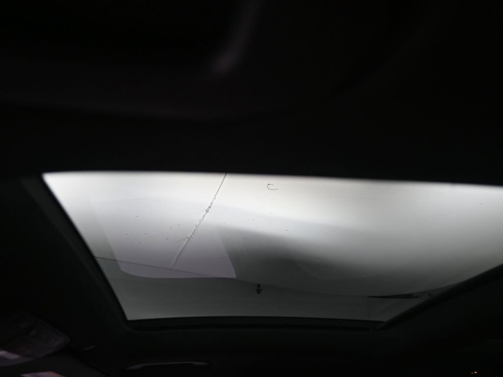 Used 2021 Mercedes-Benz GLC 300 w/ AMG Line image 19