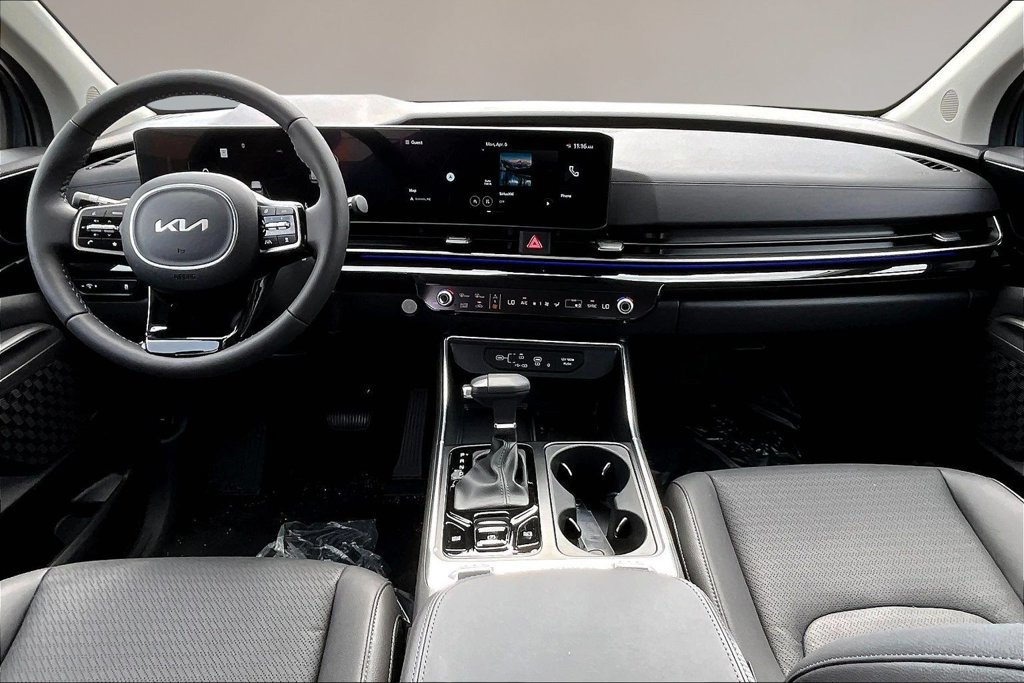 New 2026 Kia Carnival SX Prestige FWD image 5