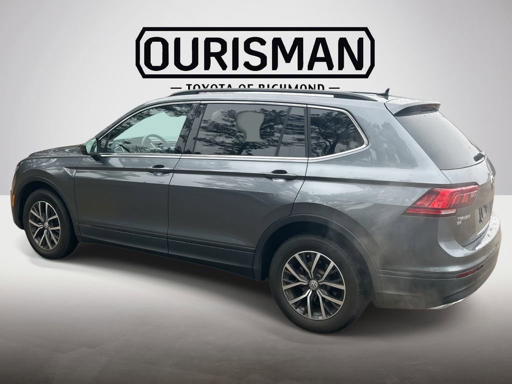 Used 2019 Volkswagen Tiguan SE w/ Panoramic Sunroof Package image 8