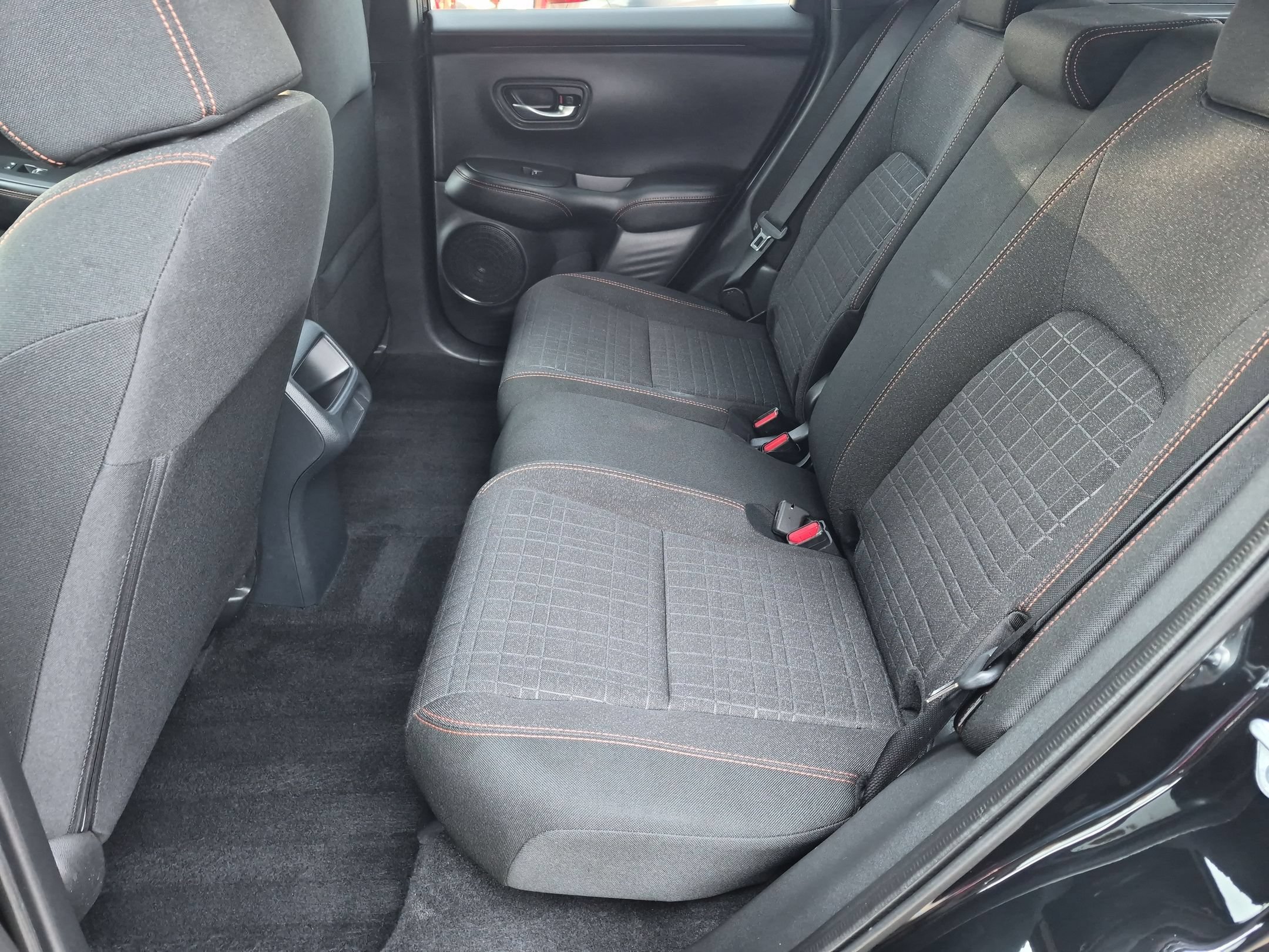 Certified 2025 Honda HR-V Sport image 24