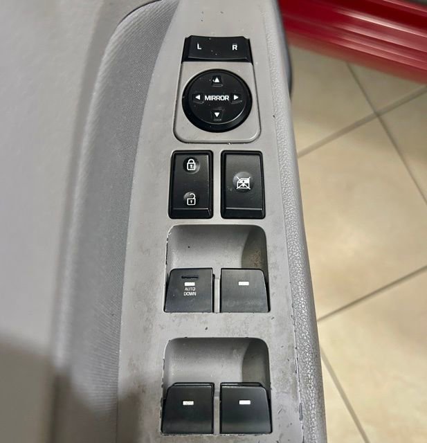 Used 2019 Hyundai Elantra SEL FWD image 19