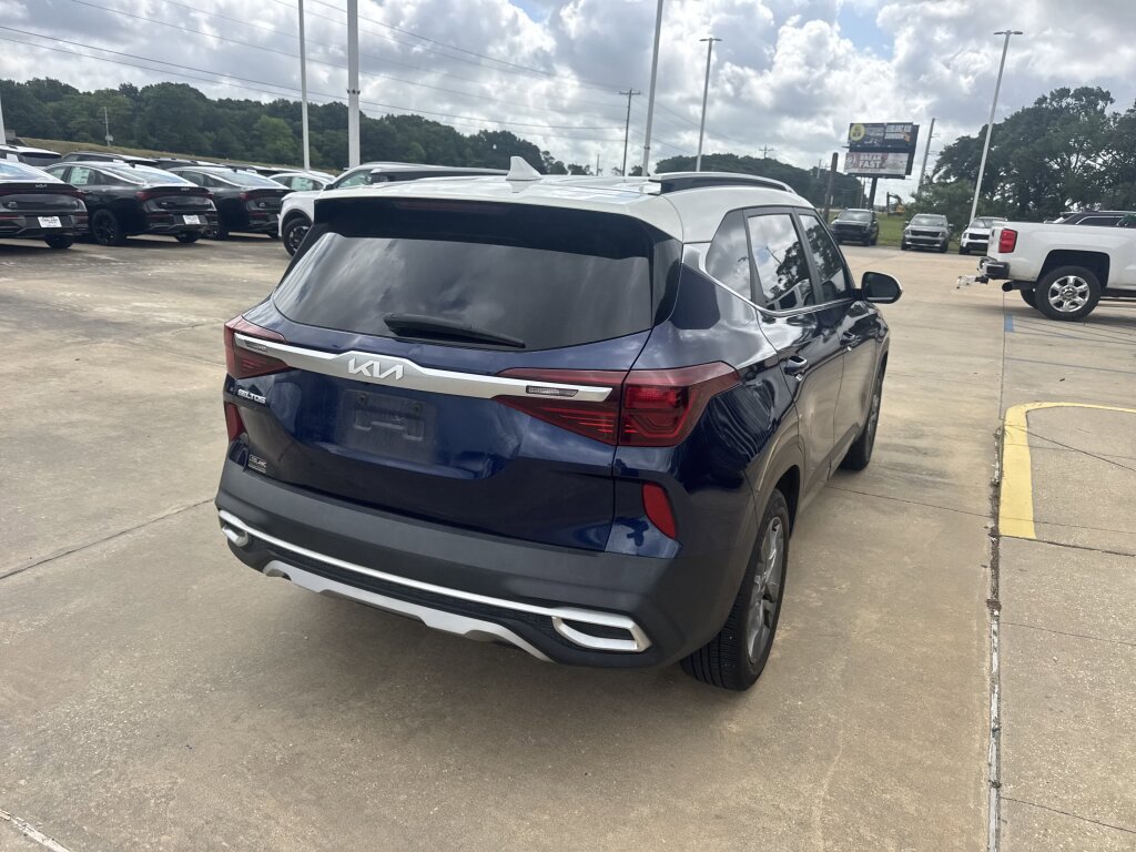 Certified 2023 Kia Seltos S FWD image 18