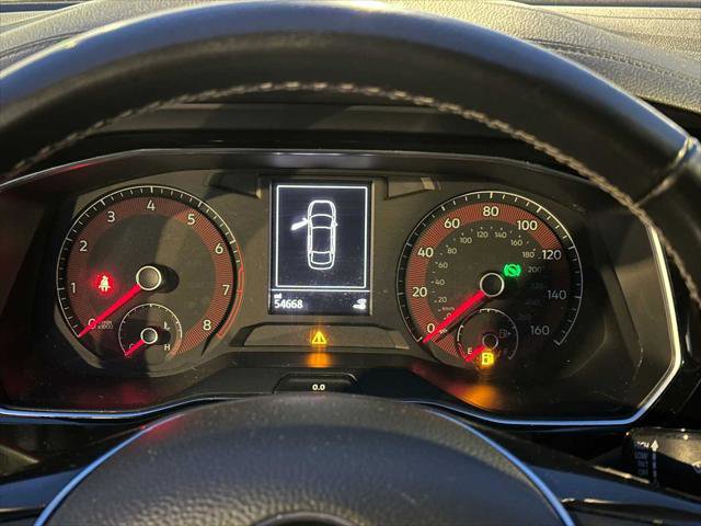 Used 2019 Volkswagen Jetta R-Line w/ R-Line Cold Weather Package image 23