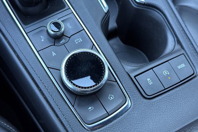 Used 2024 Cadillac XT4 Premium Luxury image 31