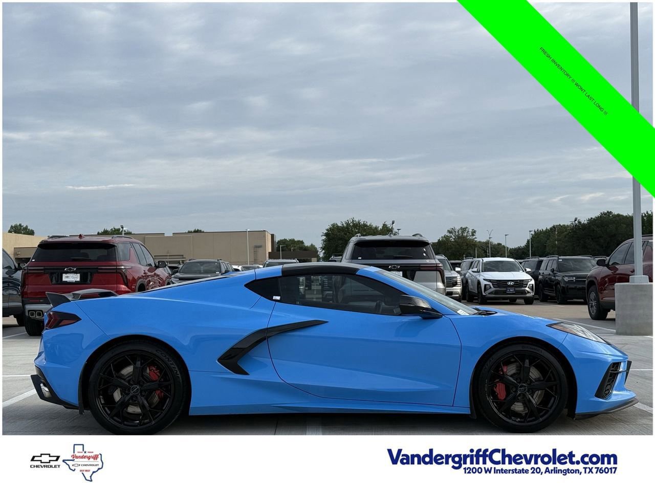 Used 2020 Chevrolet Corvette Stingray Premium Cpe w/ 3LT Preferred Equipment Group RWD image 3