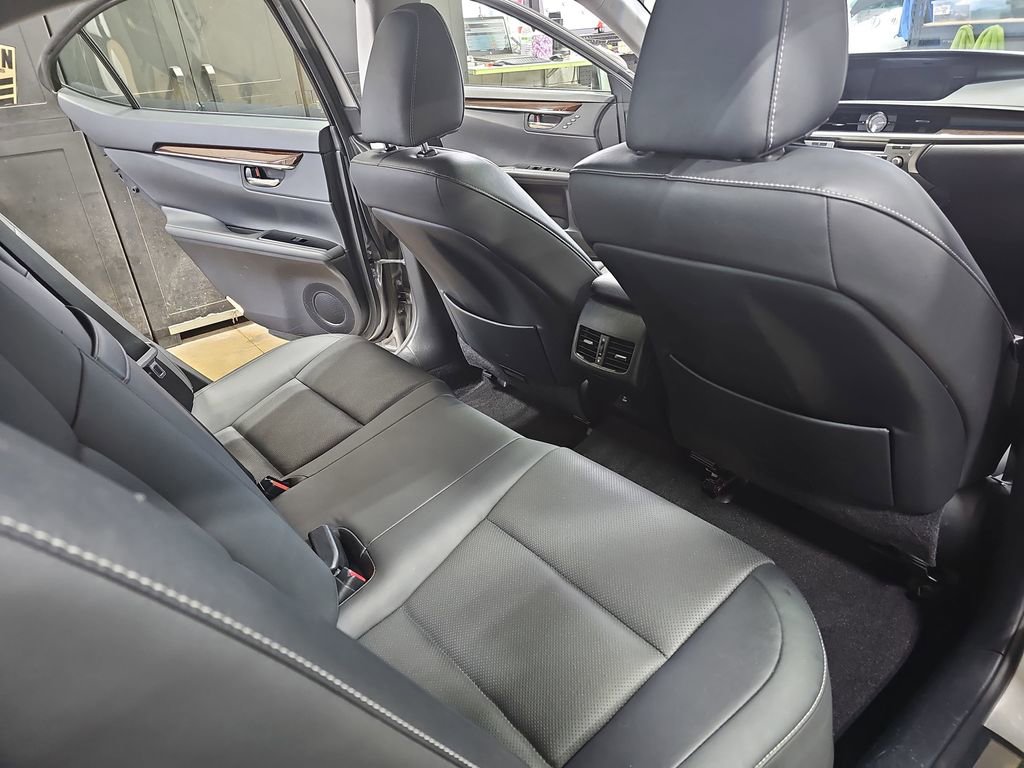 Used 2016 Lexus ES 350 image 11