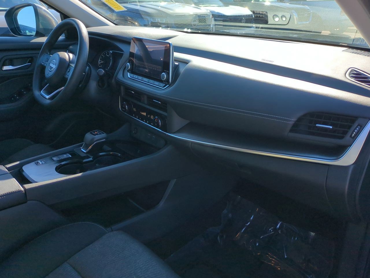 Certified 2024 Nissan Rogue SV image 40