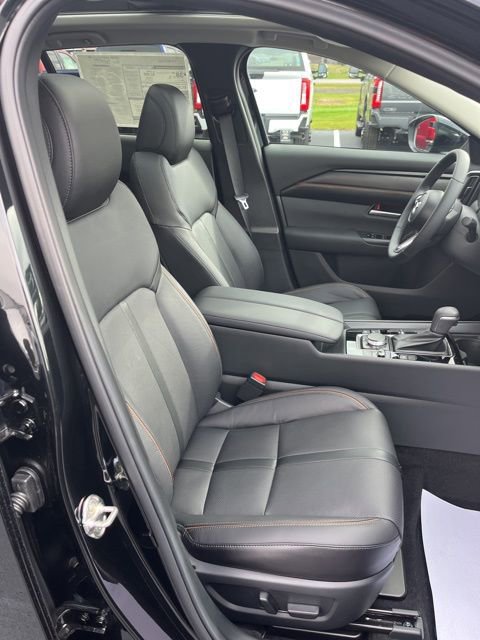 New 2026 MAZDA CX-50 AWD 2.5 Hybrid w/ Weather Package image 16
