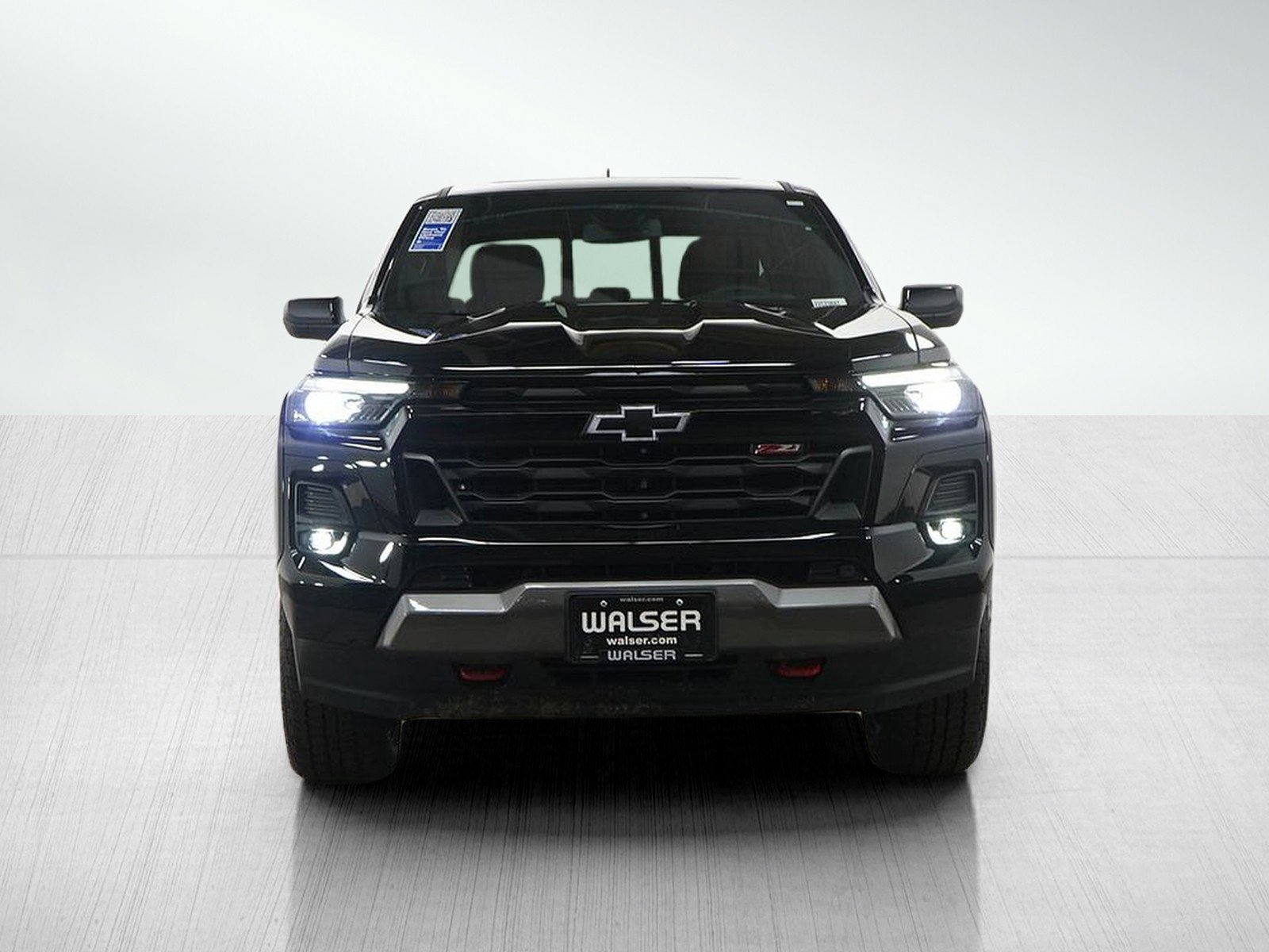 Used 2025 Chevrolet Colorado Z71 w/ Z71 Convenience Package 2 image 8