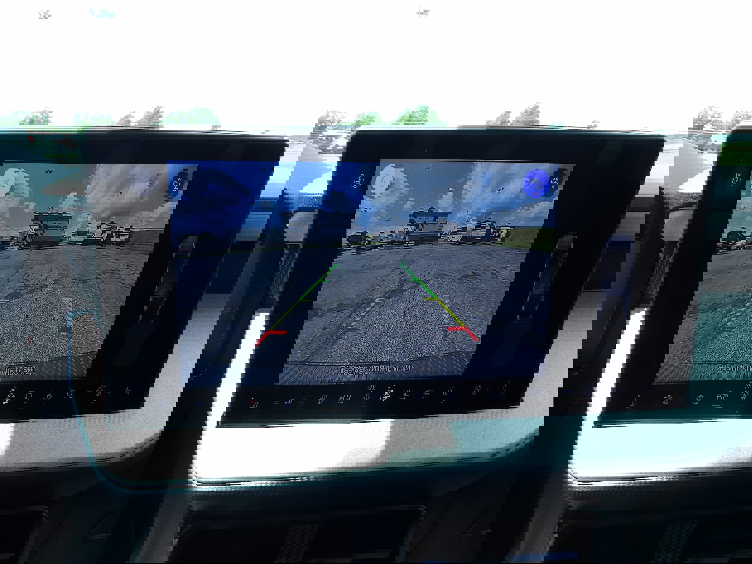 New 2025 Ford Maverick XLT w/ XLT Luxury Package image 17