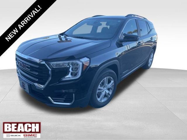Used 2024 GMC Terrain SLE w/ Driver Convenience Package image 1