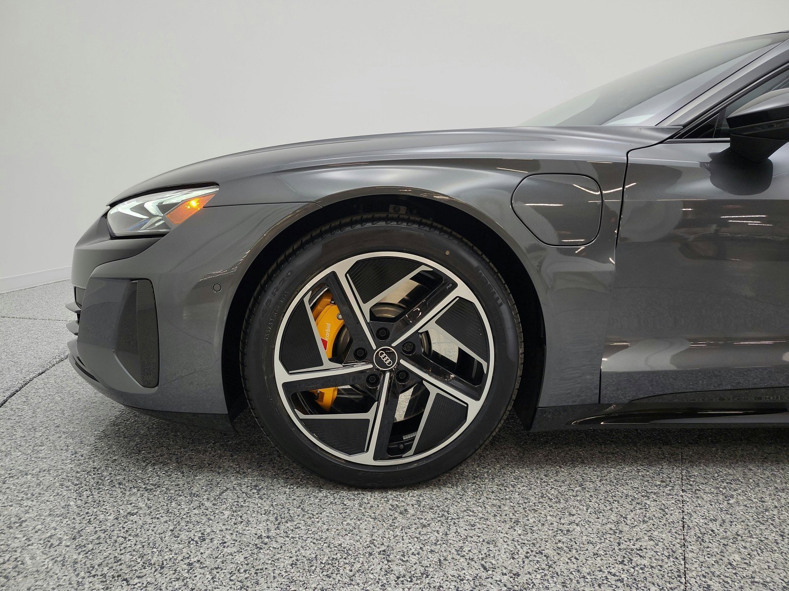 Used 2024 Audi RS e-tron GT w/ Carbon Performance Package image 21