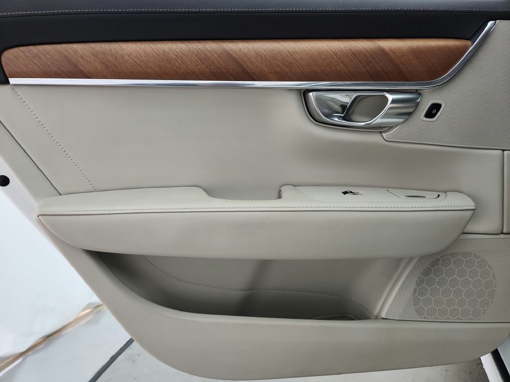 Used 2020 Volvo S90 T6 Inscription AWD/4WD image 29