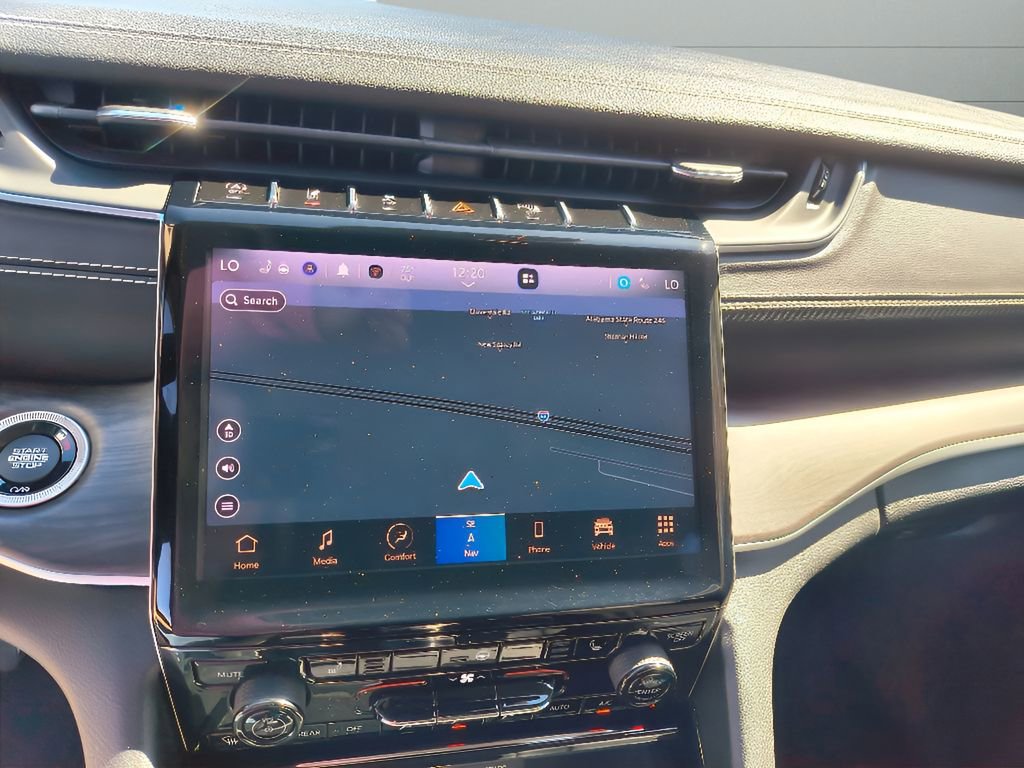 Used 2022 Jeep Grand Cherokee Limited image 26