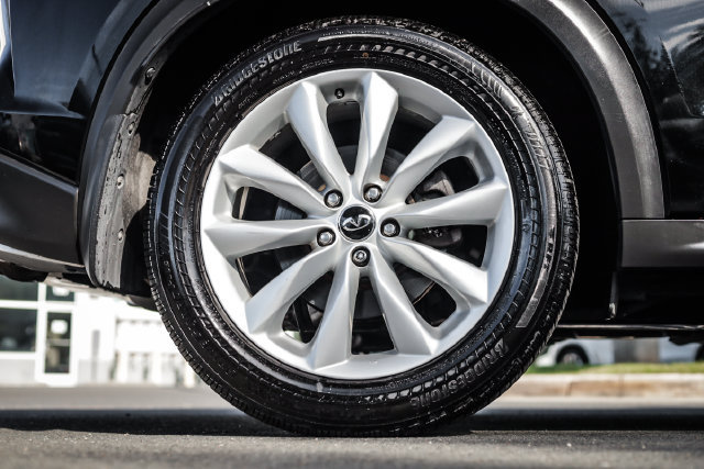 Used 2019 INFINITI QX50 Essential w/ Premium Audio Package AWD/4WD image 7