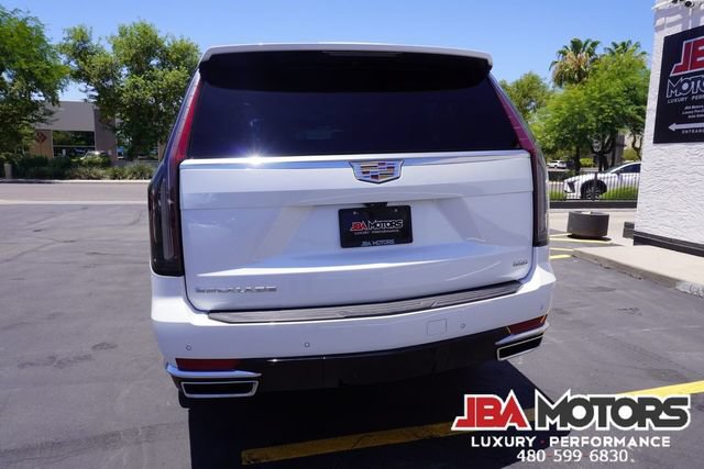 Used 2021 Cadillac Escalade ESV Premium Luxury AWD/4WD image 64
