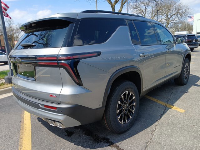 New 2026 Chevrolet Traverse Z71 w/ Enhanced Driving Package AWD/4WD image 4