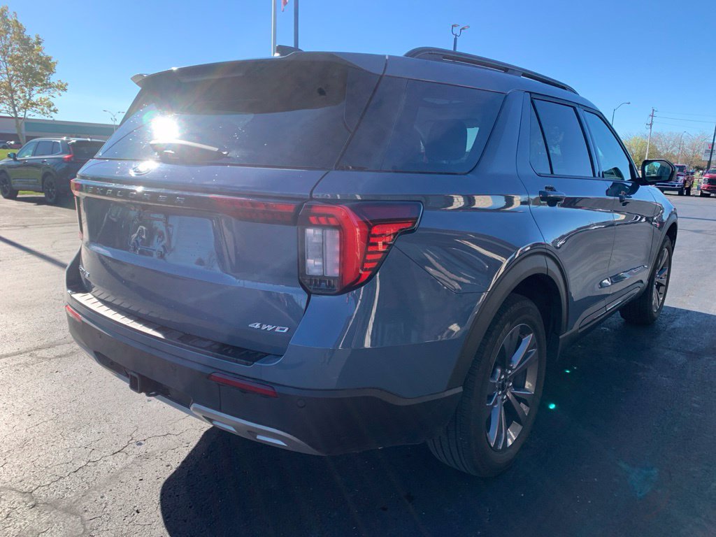 Certified 2026 Ford Explorer Active w/ Active Comfort Package AWD/4WD image 4