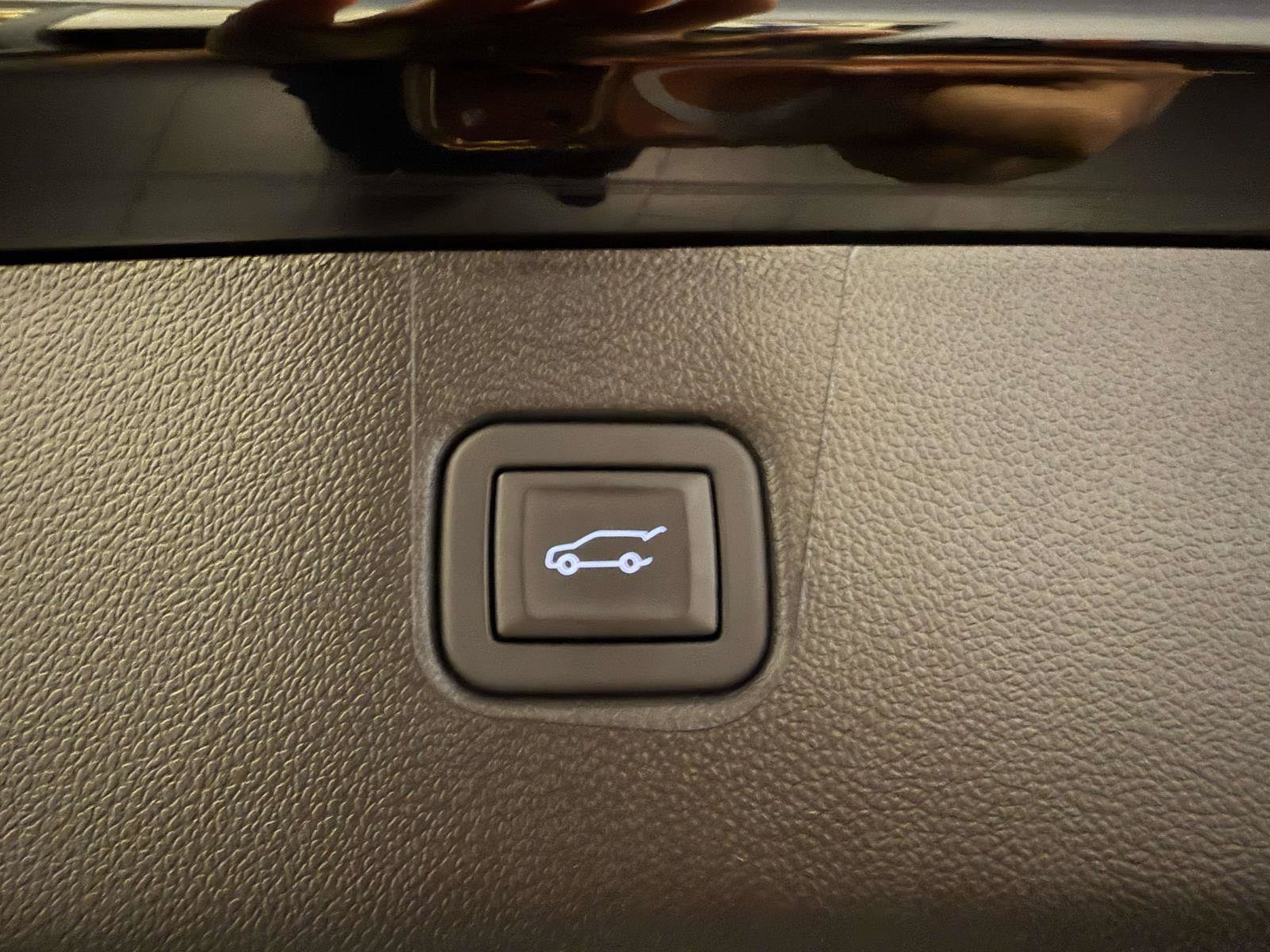 Used 2025 Chevrolet Blazer LT w/ Convenience Package AWD/4WD image 13