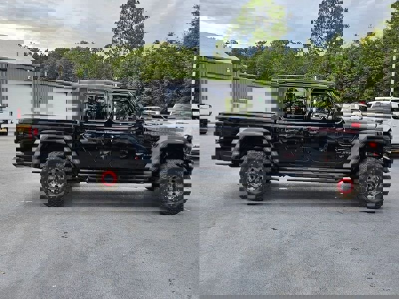 Used 2022 Jeep Gladiator Rubicon image 16