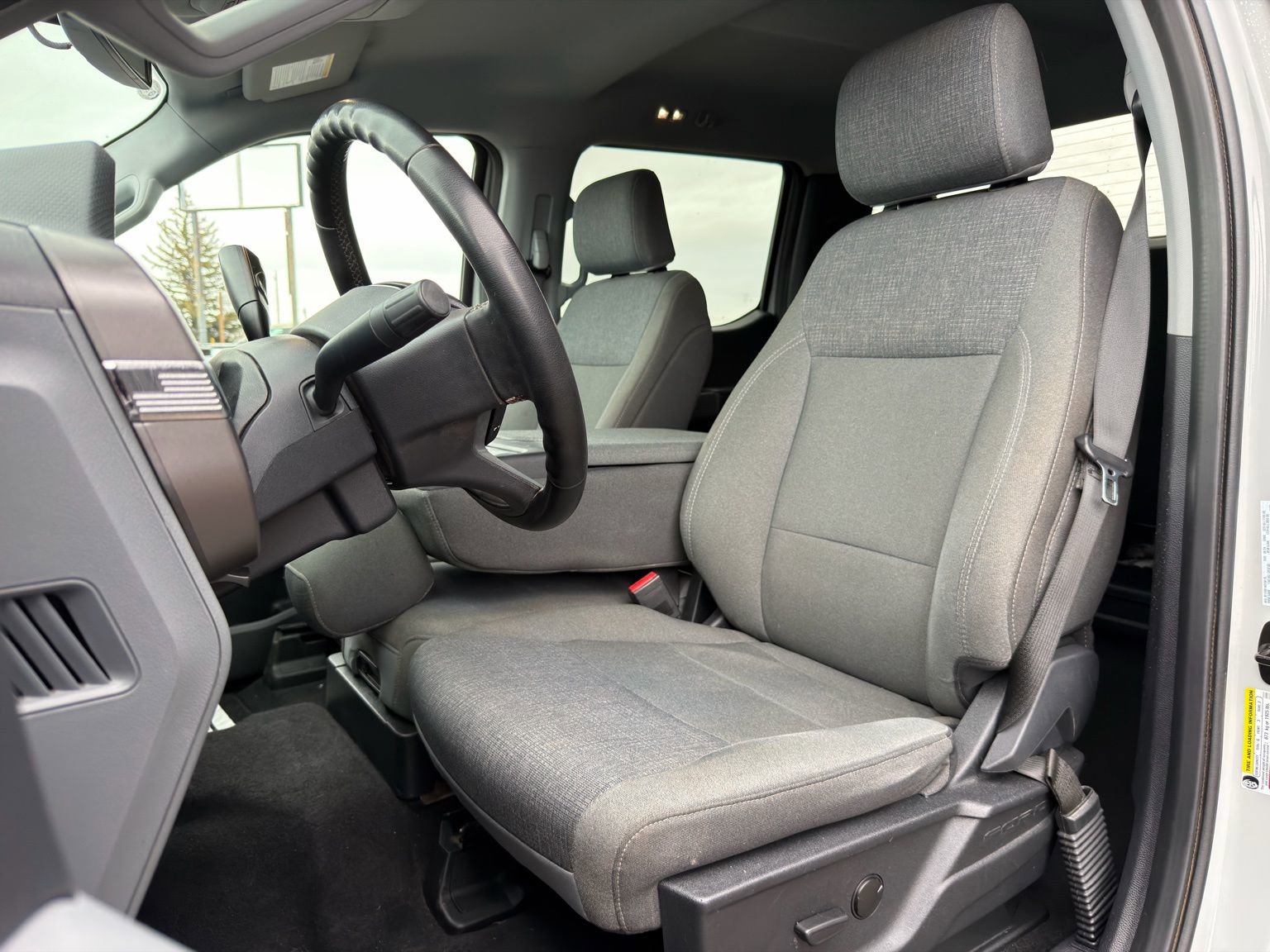 Used 2024 Ford F150 XLT w/ Tow/Haul Package image 15