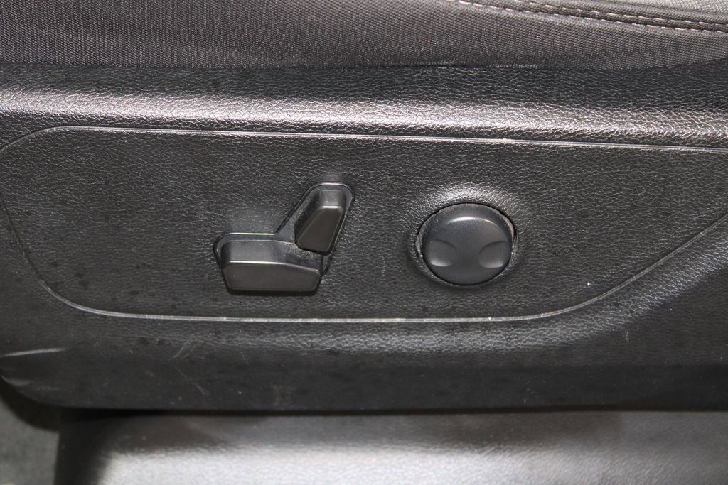 Used 2023 RAM 1500 Lone Star image 20