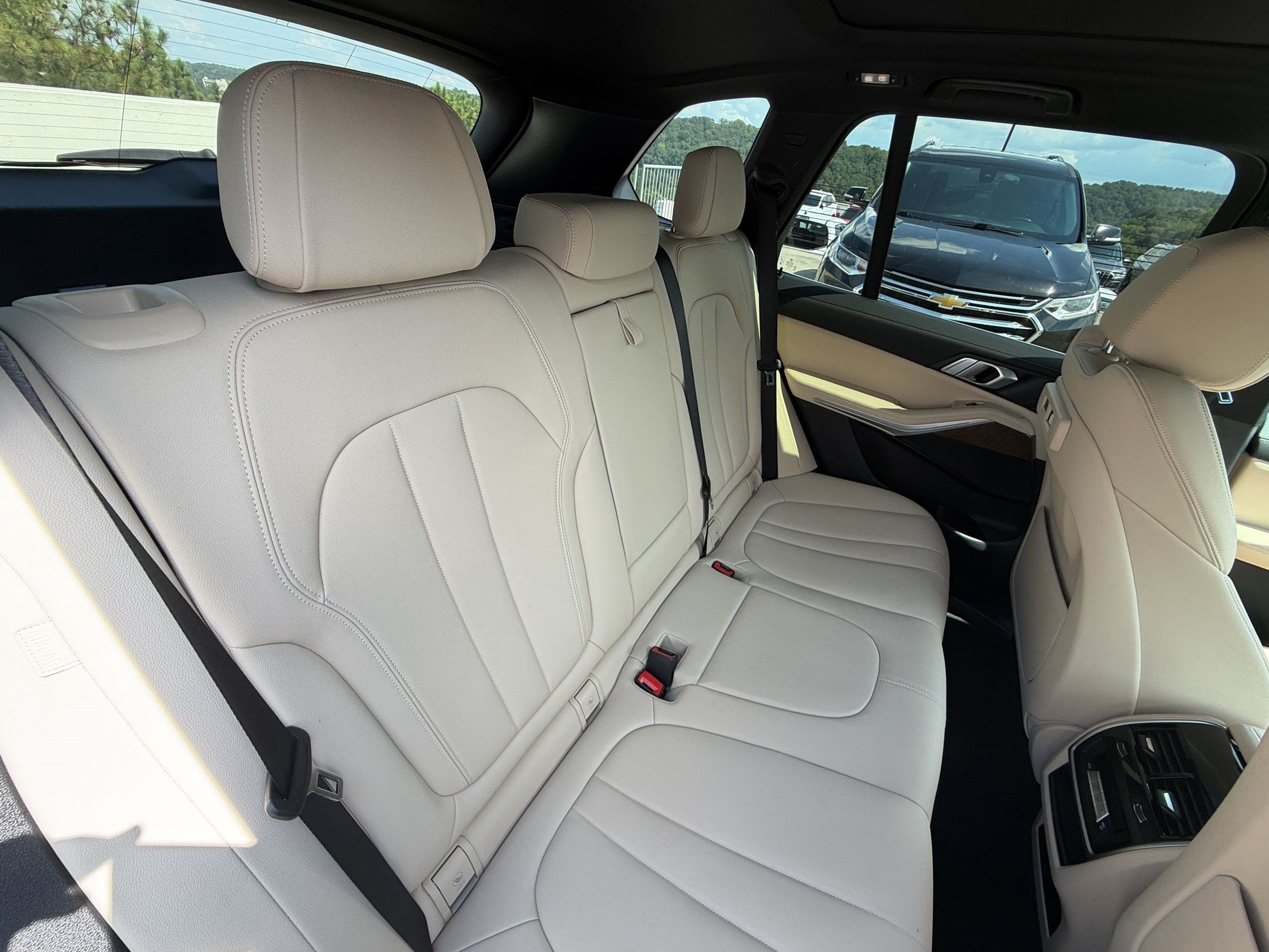 Used 2021 BMW X5 xDrive40i w/ Convenience Package AWD/4WD image 31