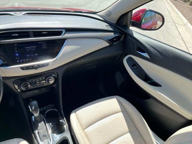 Used 2021 Buick Encore GX Essence image 12