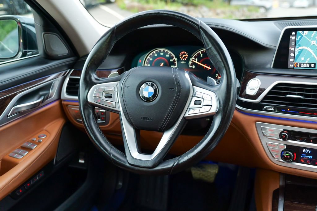Used 2018 BMW 740i xDrive AWD/4WD image 42