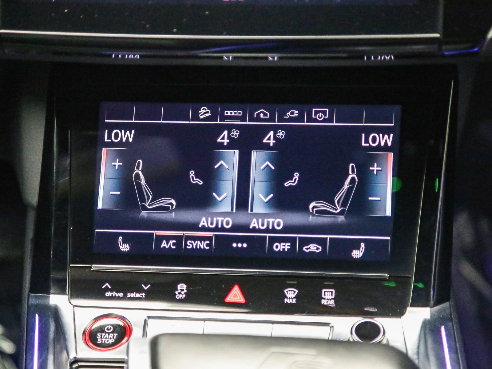 Used 2022 Audi e-tron S Premium Plus AWD/4WD image 15