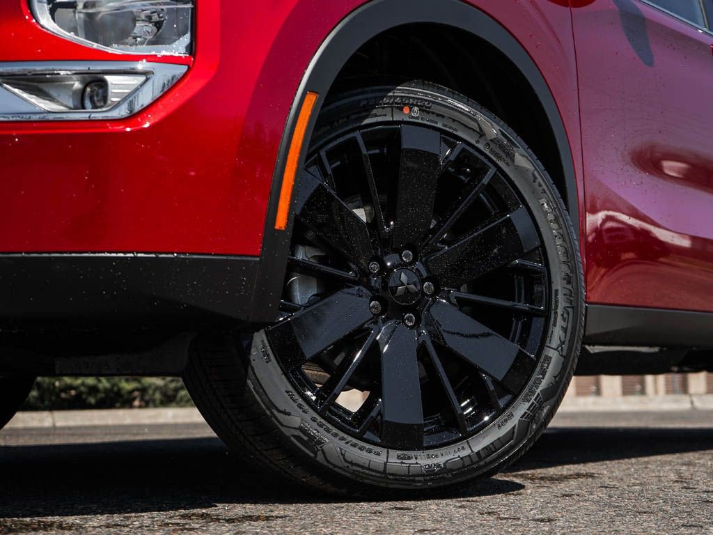 New 2026 Mitsubishi Outlander LE AWD/4WD image 6