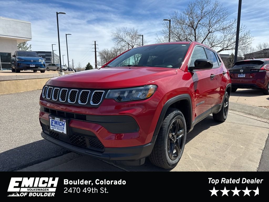 Used 2023 Jeep Compass Sport image 1