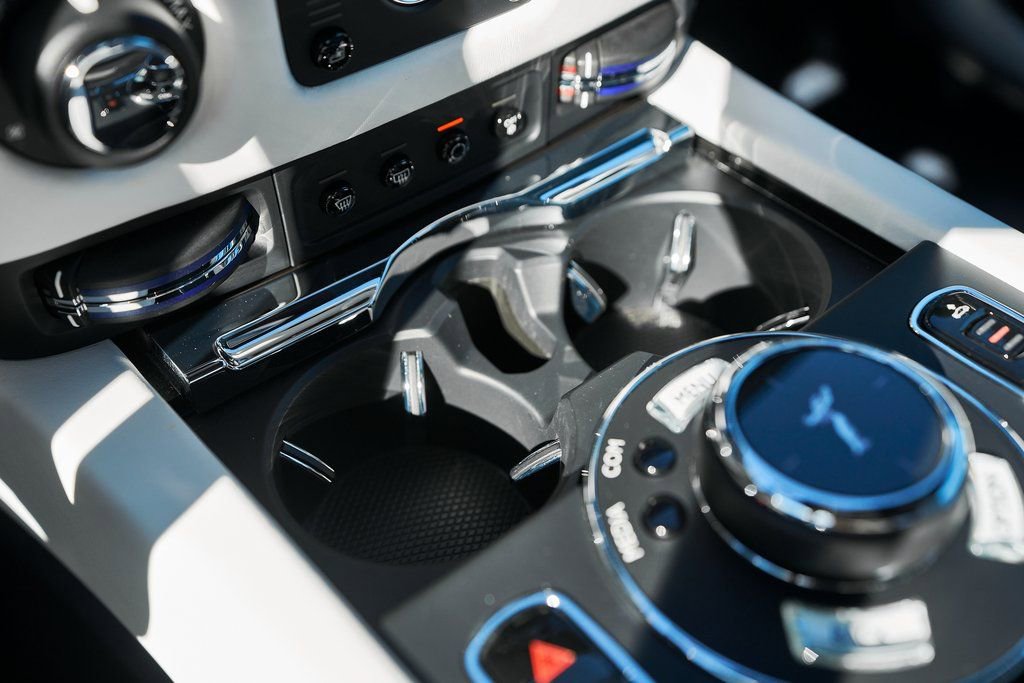 Used 2020 Rolls-Royce Wraith image 65